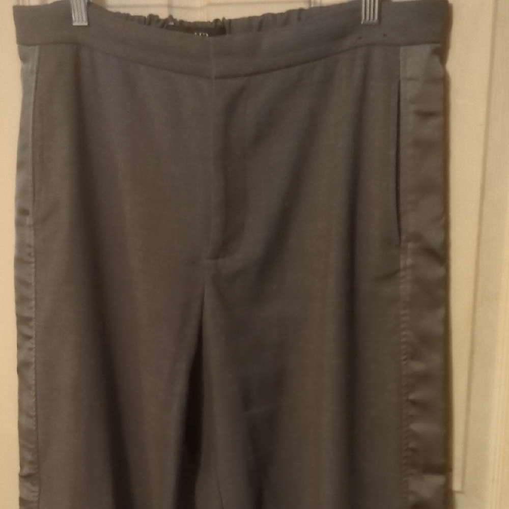 Abercrombie & Fitch Nicole Benefield Large Grey Trouser Jogger Pants Side Satin